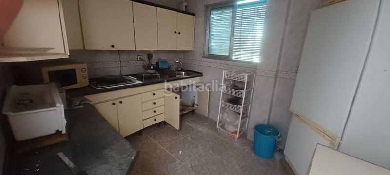 Foto d17d18a4-3881-4259-92a0-107c776a7eac. Casa a Castilblanco de los Arroyos