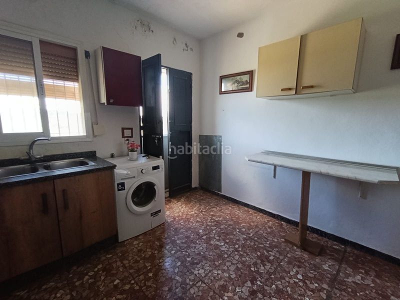 Foto f4b0e24e-c3e6-4ad7-9a5b-c8e7aad1b3d4. Casa amb piscina a Castilblanco de los Arroyos