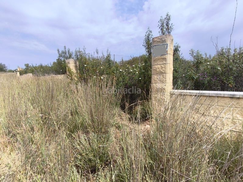 Foto 62c3d0a1-2b04-4253-8000-3a5b566acb6d. Terreny residencial a Los Lagos Guillena