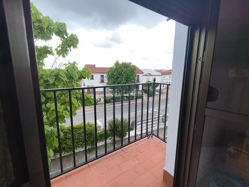 Foto d7dd787f-1c8b-4301-9dfb-7a4e278a6be7. Casa a Santa Olalla del Cala