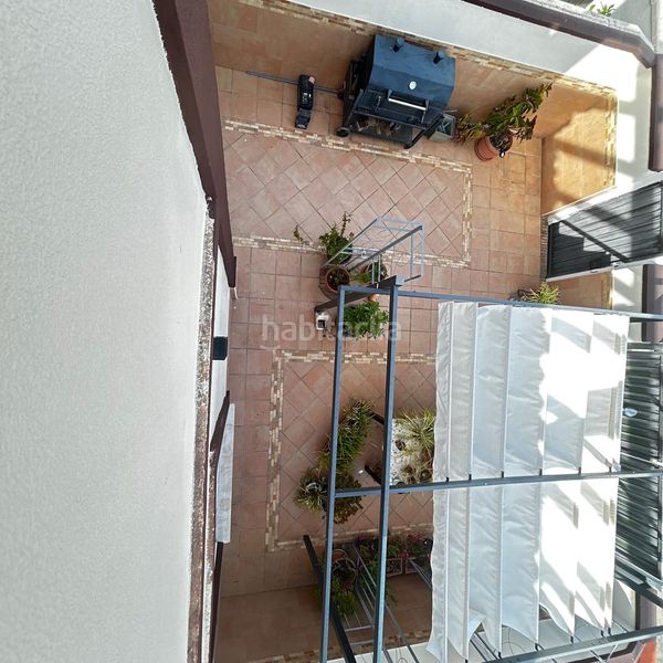 Foto ee900bd0-f064-4856-8ef4-d865da71675e. Casa adossada a Alcalá del Río