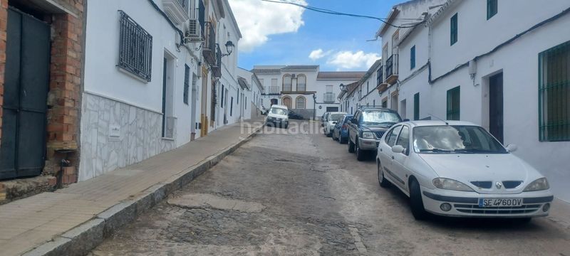 Foto 8d90ad0c-59b7-406f-9876-c5bc54f3b952. Casa a Castilblanco de los Arroyos