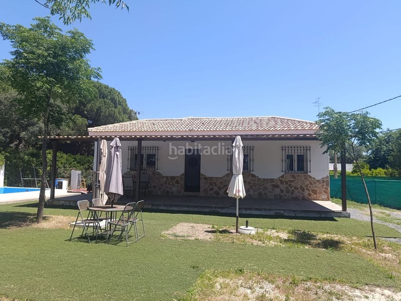 Foto 0a8786ca-c962-4215-aa1b-15de42689c93. Casa amb piscina a Castilblanco de los Arroyos