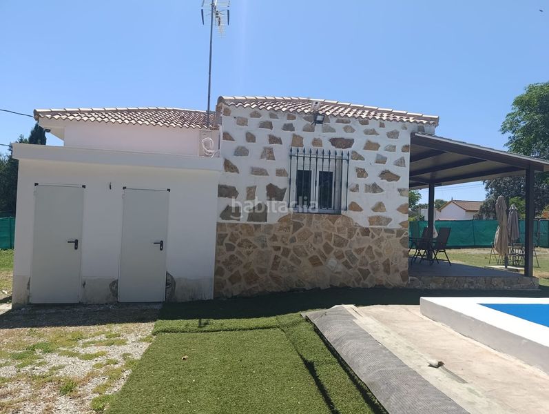 Foto 358a1dac-3456-4e4e-8ae5-285f5229f3a4. Casa amb piscina a Castilblanco de los Arroyos