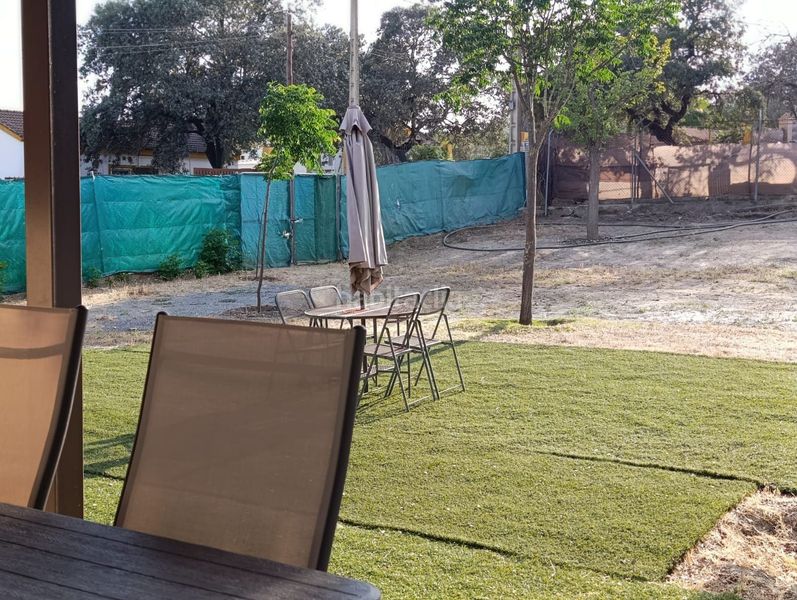 Foto 50dcf7d4-9892-41bd-a253-54c749112370. Casa amb piscina a Castilblanco de los Arroyos