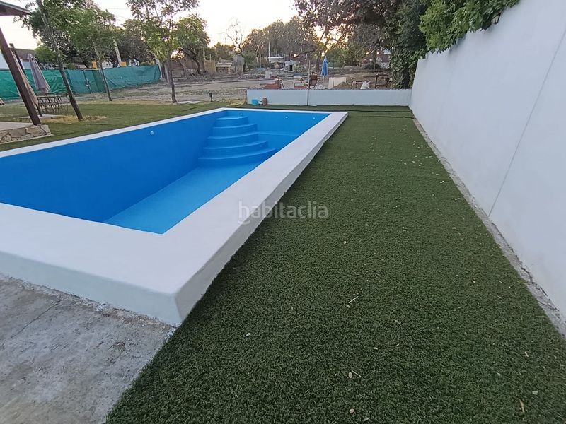 Foto b5f1ad71-8ce5-4597-a59f-434137185788. Casa amb piscina a Castilblanco de los Arroyos