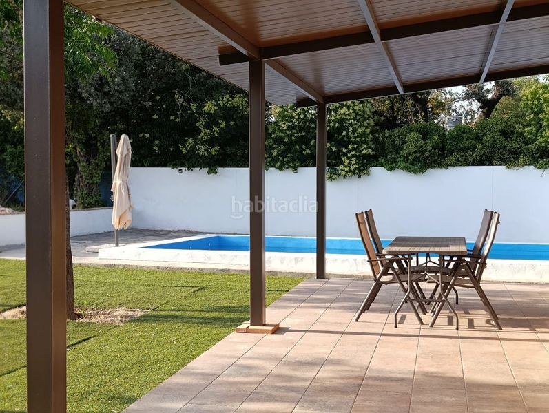 Foto d755bc11-6b7c-49ed-b3a7-f847b504475f. Casa amb piscina a Castilblanco de los Arroyos