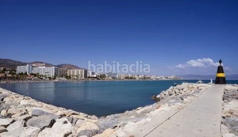 Foto 2fe4b55e-cbd1-4abb-a6f8-7f4e483873cb. Estudi a La Colina Torremolinos