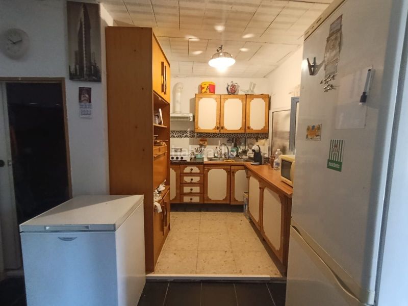 Foto aee42466-ccb8-4fe9-b1de-711aae8f0b3d. Casa a Castilblanco de los Arroyos