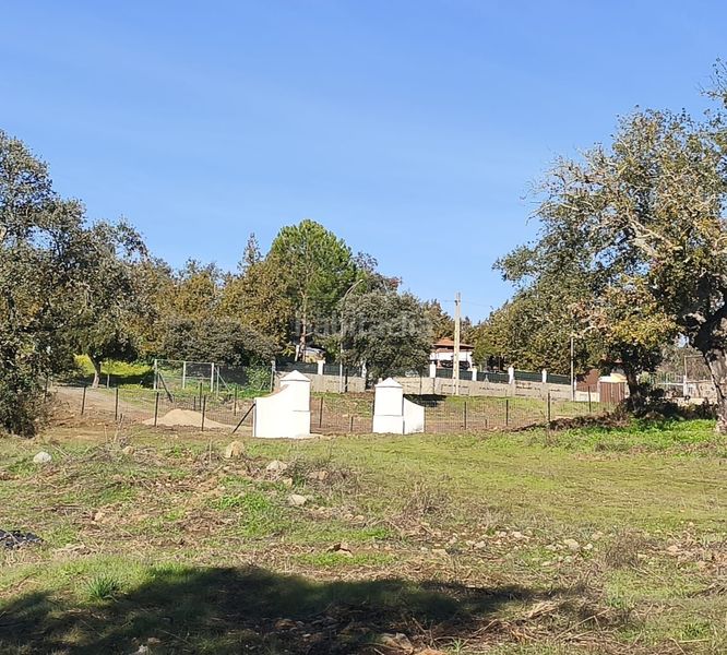 Foto 0b32b6e8-924f-4800-a972-623a21825f15. Finca rústica a Los Lagos Guillena