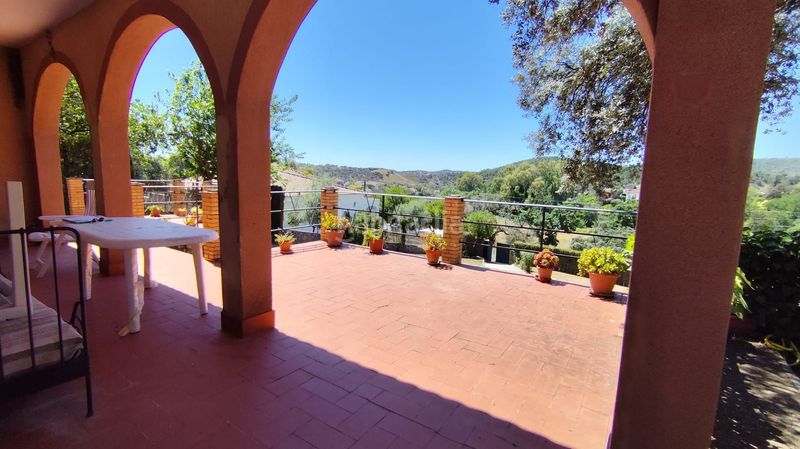 Foto 64d89556-c9c4-43d1-9c8a-6bed299d428f. Casa amb piscina a Castillo de las Guardas (El)