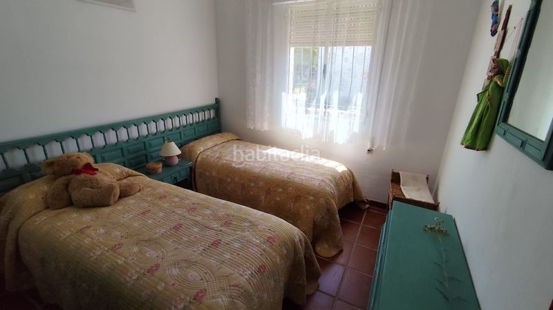 Foto a36b40ea-62ca-47d9-8f21-ed99b1faa1f7. Casa amb piscina a Castillo de las Guardas (El)