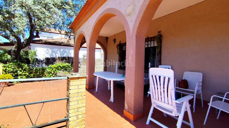 Foto a86a6dc4-fb49-4cf0-aade-dc3be6c04f2a. Casa amb piscina a Castillo de las Guardas (El)
