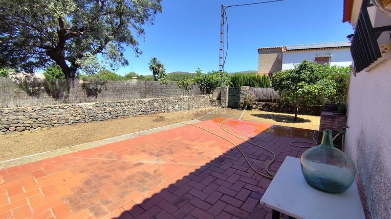 Foto c4ce29ce-fc0e-4bf8-a493-84605798a422. Casa amb piscina a Castillo de las Guardas (El)