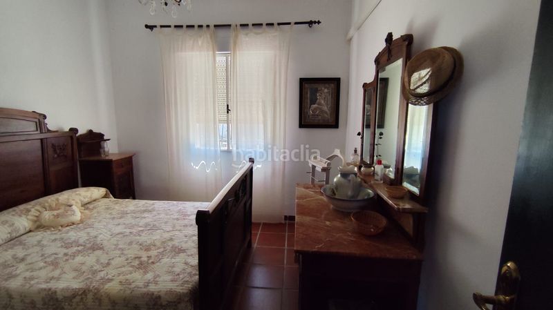 Foto db11eb6d-15bf-4be1-bde5-c75545c98845. Casa amb piscina a Castillo de las Guardas (El)