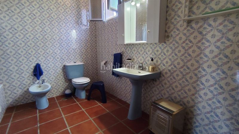 Foto f1884211-01ce-4888-9ec3-12c8e6904da3. Casa amb piscina a Castillo de las Guardas (El)
