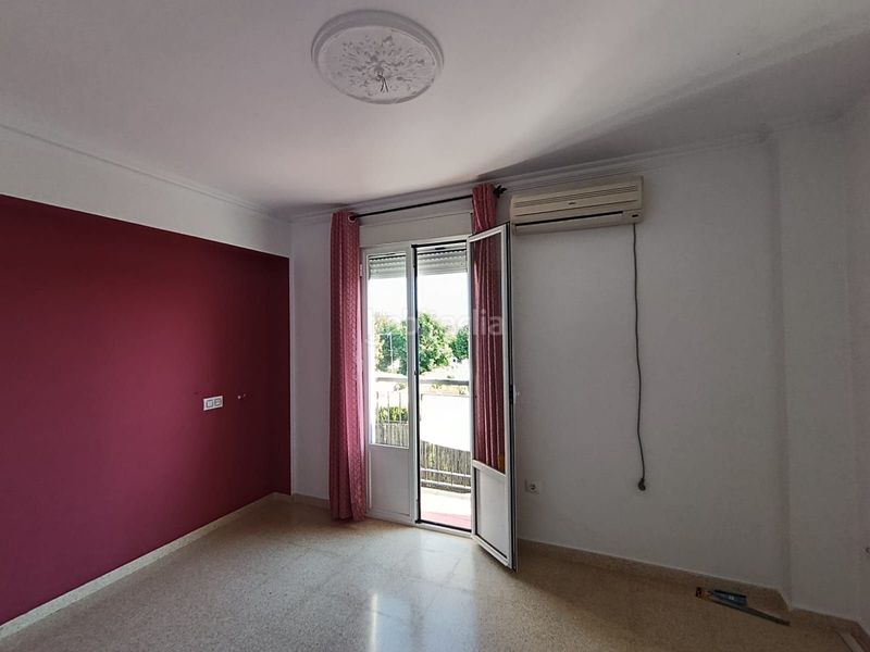 Foto 7f781fb2-9874-4d29-a170-7e75633d6d2f. Casa adossada a Pedroso (El)