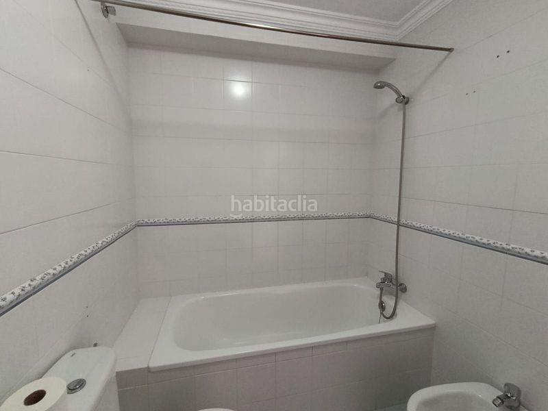 Foto bb54ac41-af32-4118-b5bc-527a6f9f0142. Casa adossada a Pedroso (El)