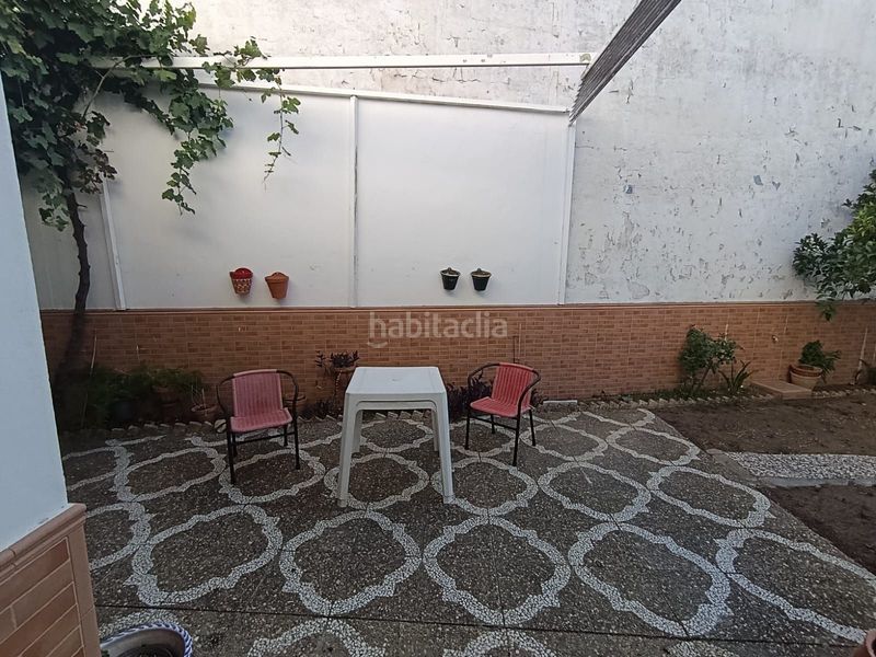 Foto d1ccd83e-c658-4096-a145-3228516e07ae. Casa adossada a Castilblanco de los Arroyos
