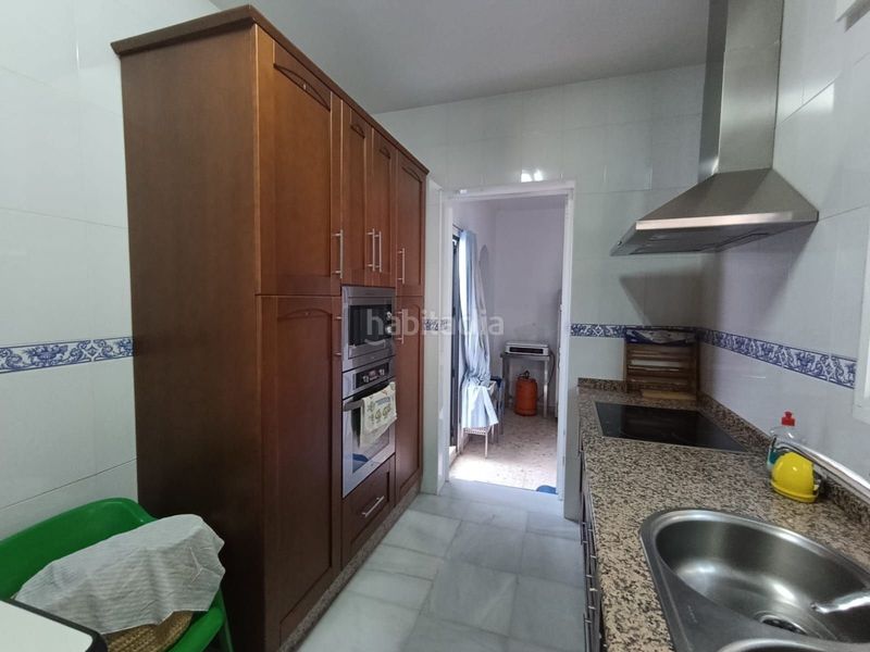 Foto d4334109-e62b-4f9b-95a4-8f81fbc2846b. Casa adossada a Castilblanco de los Arroyos