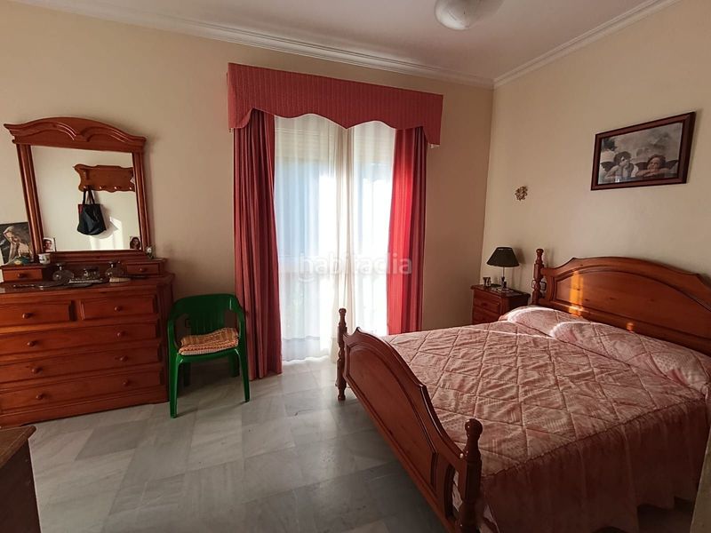 Foto f853646f-0f3d-406c-8bef-00434b50ea0d. Casa adossada a Castilblanco de los Arroyos