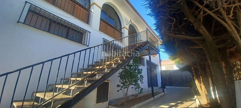 Foto 3fcdcdf0-468c-4f88-b9f4-5d09243086e3. Casa a Constantina