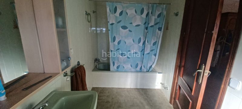Foto cd06d21b-37fc-4622-b71c-f22f364764cc. Casa a Constantina
