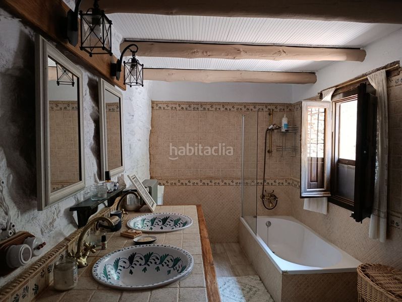 Foto 71a180ea-d52e-4c17-8e25-b68039a9ca15. Casa a Güéjar Sierra