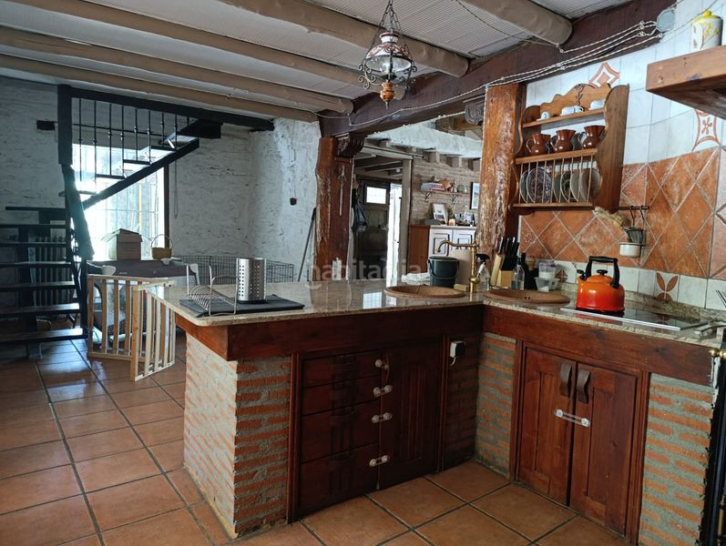 Foto b1df6920-a905-4dbe-8328-07019dfbf201. Casa a Güéjar Sierra