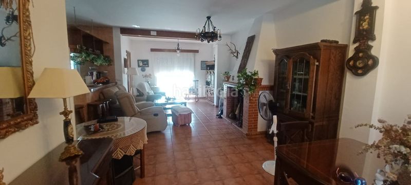Foto afcf471d-b339-4dda-b551-2ed04922967a. Casa a Castilblanco de los Arroyos
