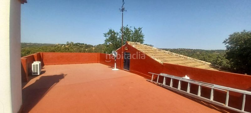 Foto e46b8561-dd86-448c-9cc5-db81d33d04d4. Casa a Castilblanco de los Arroyos