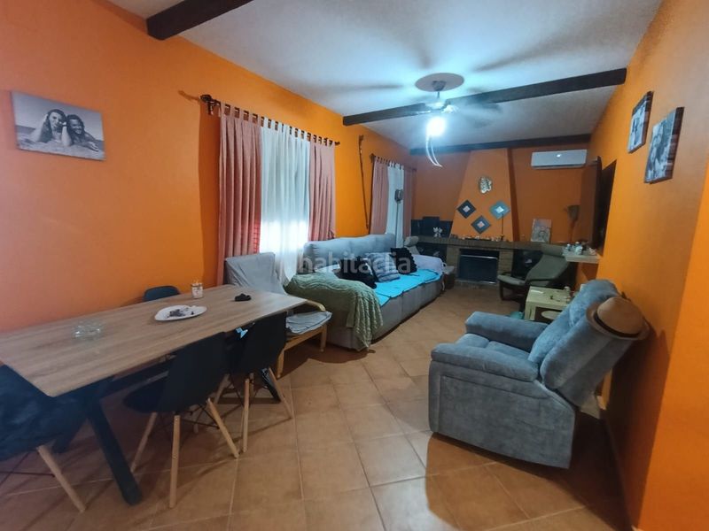 Foto 33635b38-9422-4e30-b927-d044c1e742f1. Casa amb piscina a Castilblanco de los Arroyos
