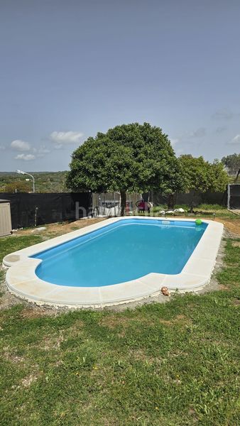 Foto 4b7eb715-fee0-4b27-bfd2-cef51fd67fc4. Casa amb piscina a Castilblanco de los Arroyos