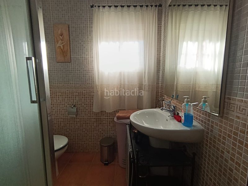Foto 5f09c281-aeef-4133-873b-7f95dbf7e687. Casa amb piscina a Castilblanco de los Arroyos