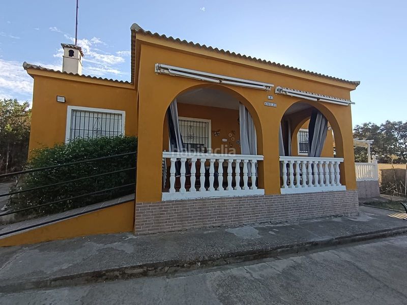 Foto 86692fb2-389f-483c-b589-5f96d59ae51a. Casa amb piscina a Castilblanco de los Arroyos