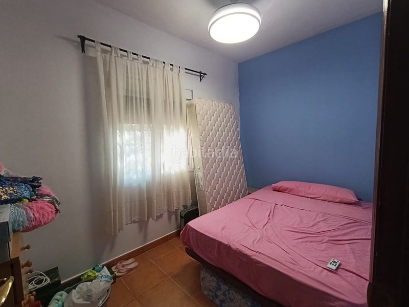 Foto ce2acd11-5bfd-49b8-90be-625b4b9a0660. Casa amb piscina a Castilblanco de los Arroyos