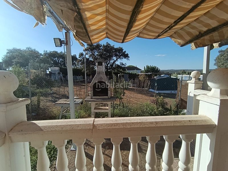 Foto f6220741-34ec-4377-8d6c-ffe96d7ae661. Casa amb piscina a Castilblanco de los Arroyos