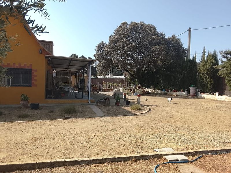 Foto 64824a78-9fc3-4014-9362-a539efccb3fa. Casa amb piscina a Castilblanco de los Arroyos