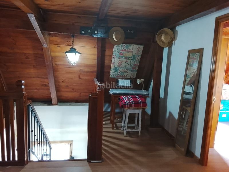 Foto aaa435cc-a57c-44c9-b13b-ea44b9bd4fd2. Casa amb piscina a Castilblanco de los Arroyos