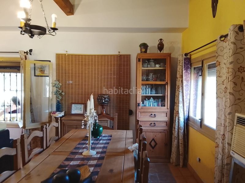 Foto fe0db4a3-f59a-4b9a-9eb5-0f652ba2d9f1. Casa amb piscina a Castilblanco de los Arroyos