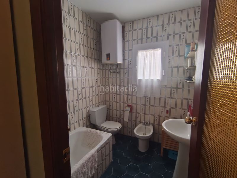 Foto 0c5005b5-ab3a-4125-8875-313dcd791bf8. Casa amb piscina a Castilblanco de los Arroyos