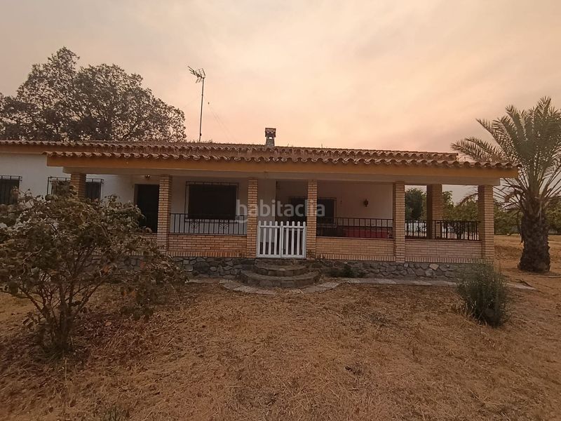 Foto 1b08bb63-871f-4aa1-9252-d95a2f83709c. Casa amb piscina a Castilblanco de los Arroyos
