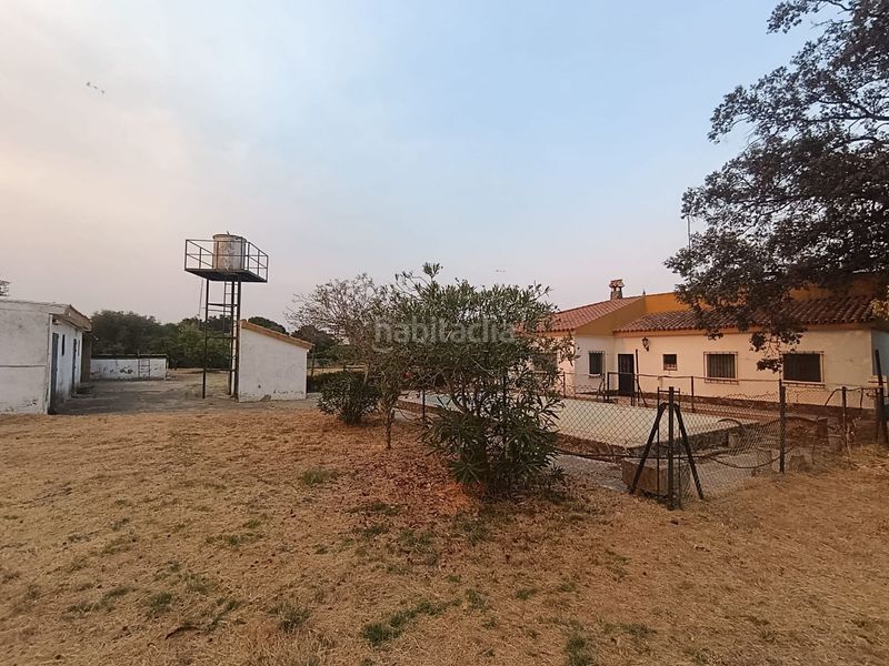 Foto 77a16592-0bfa-4222-b7a2-ce50f0ab9735. Casa amb piscina a Castilblanco de los Arroyos