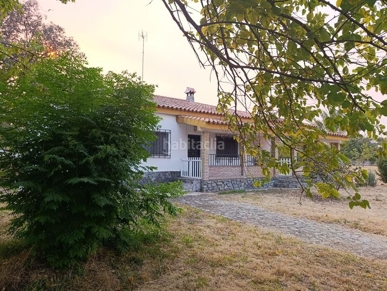 Foto 9fd6c628-d90e-42d6-bbd6-0a230e6d2e67. Casa amb piscina a Castilblanco de los Arroyos