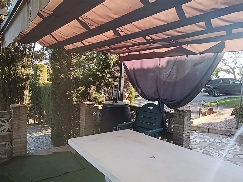 Foto 4fa4c8f0-ee18-4f72-afe3-89cb3e8c244c. Casa amb piscina a Castilblanco de los Arroyos
