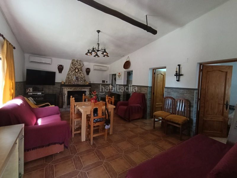 Foto 5a7542db-9eb6-4104-81e4-abc5345ad6ab. Casa amb piscina a Castilblanco de los Arroyos