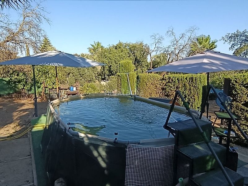 Foto bfc64854-be55-403e-a237-68cadcd5becf. Casa amb piscina a Castilblanco de los Arroyos