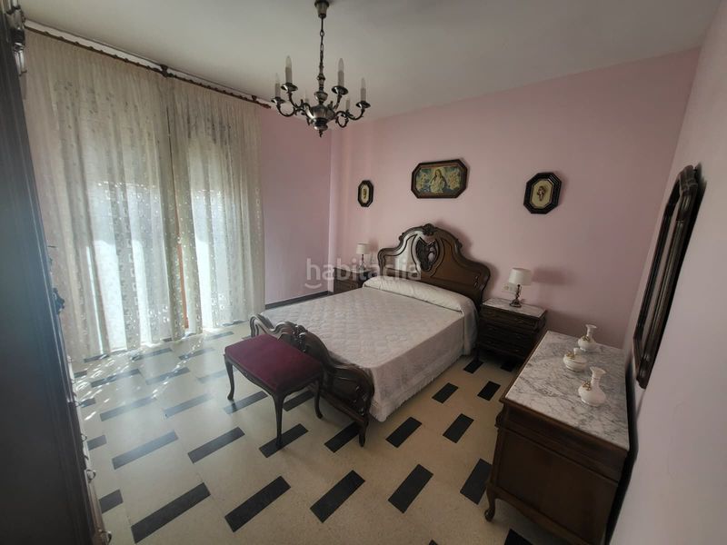 Foto 1c359bdb-7756-4f0e-9a62-68e7f2a1b977. Casa amb piscina a Belicena Vegas del Genil