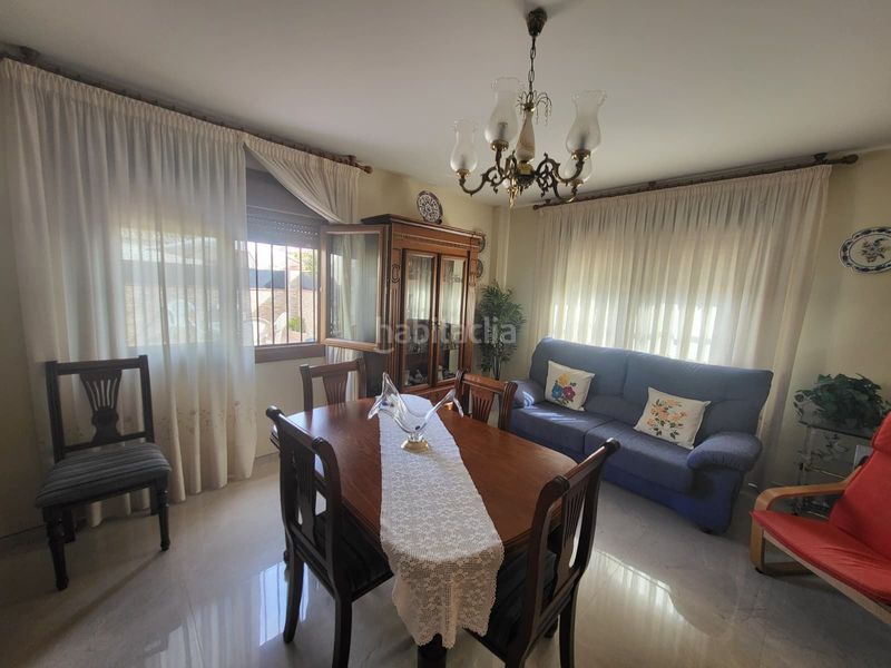 Foto 41fa9c3f-e124-46af-9e0c-e2eb8be17d96. Casa amb piscina a Belicena Vegas del Genil