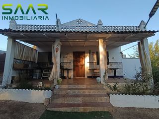 Maison à Castilblanco de los Arroyos. Parcela rustica con chalet en urb. las minas, castilblanco de lo